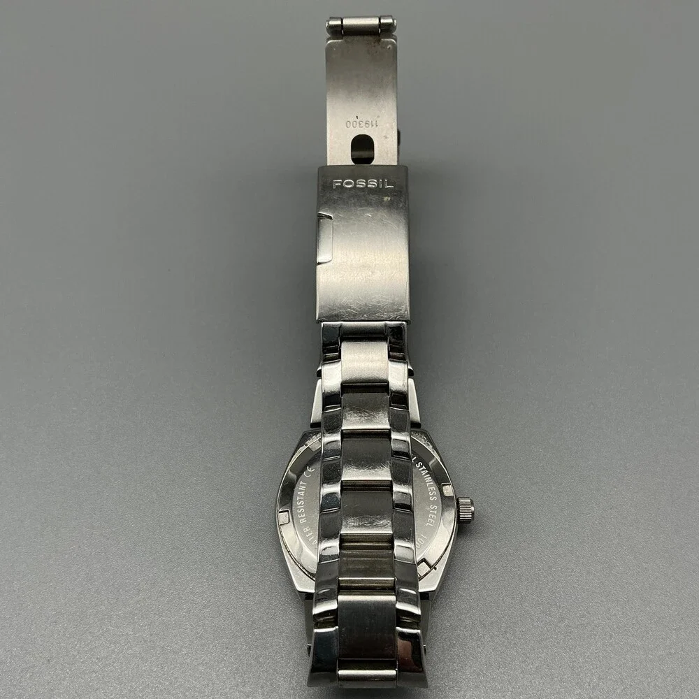 Fossil Blue Womens Watch 28mm Red Dial Stainless Date AM-4100 New Battery 6.75